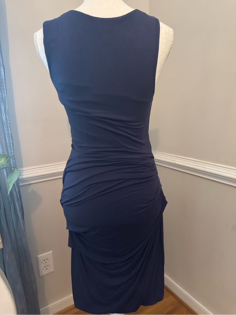 Deletta Navy Sleeveless Ruched Midi Dress Size S - Picture 3 of 5